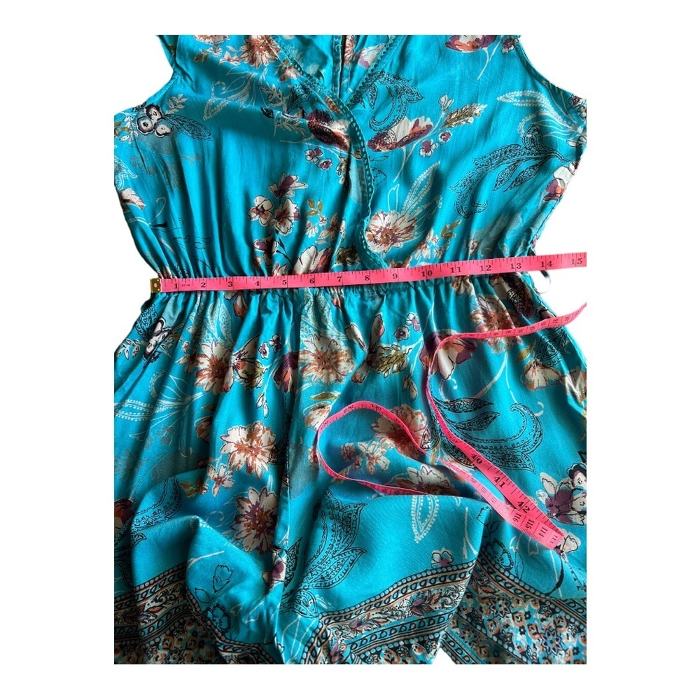 Francesca’s Collection Romper. Large. Belt is missing. - Picture 10 of 14